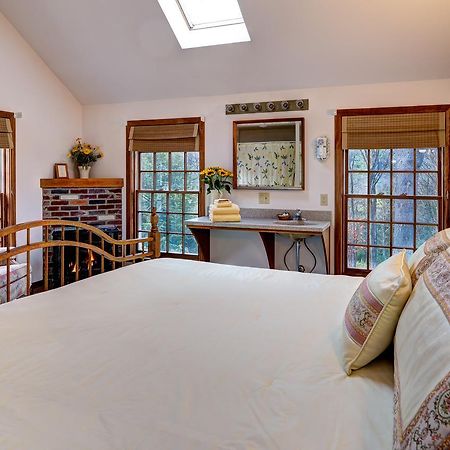 Breakfast On The Connecticut Bed and Breakfast Lyme Εξωτερικό φωτογραφία